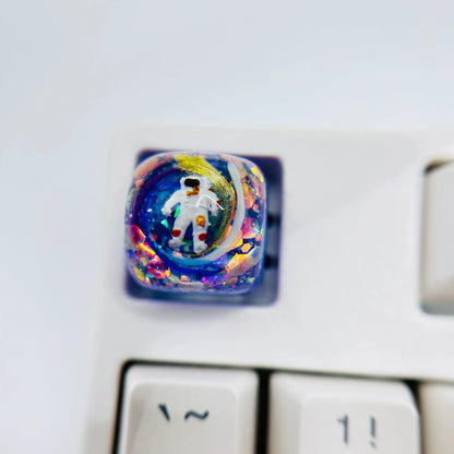 Drip glue colored astronaut, resin personalized keycaps, mechanical keyboard decorative keycaps