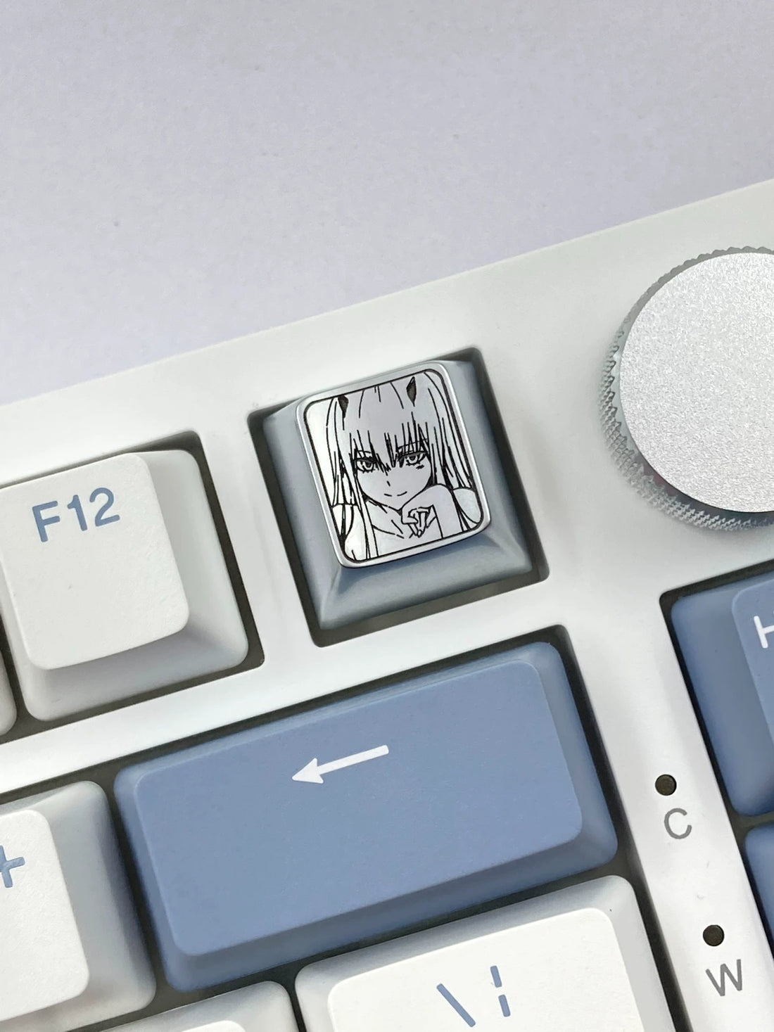 DARLINGintheFRANXX， 02, Zinc alloy carved keycaps, metal anime personalized keycaps