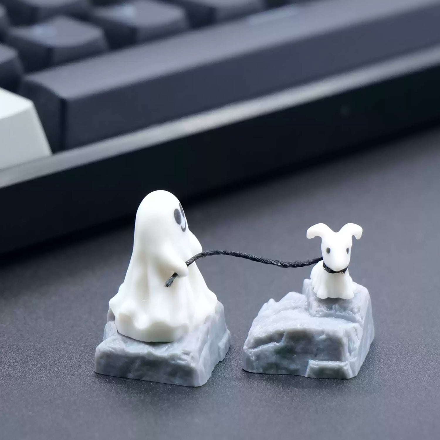 Ghost leading sheep keycaps, mechanical keyboards, personalized creativity, cute resin keycaps