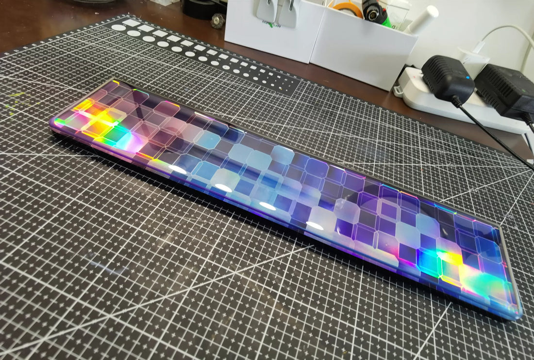 Encountering geometric dazzling laser themes, Keyboard holder, Handmade custom resin hand support, keyboard accessories