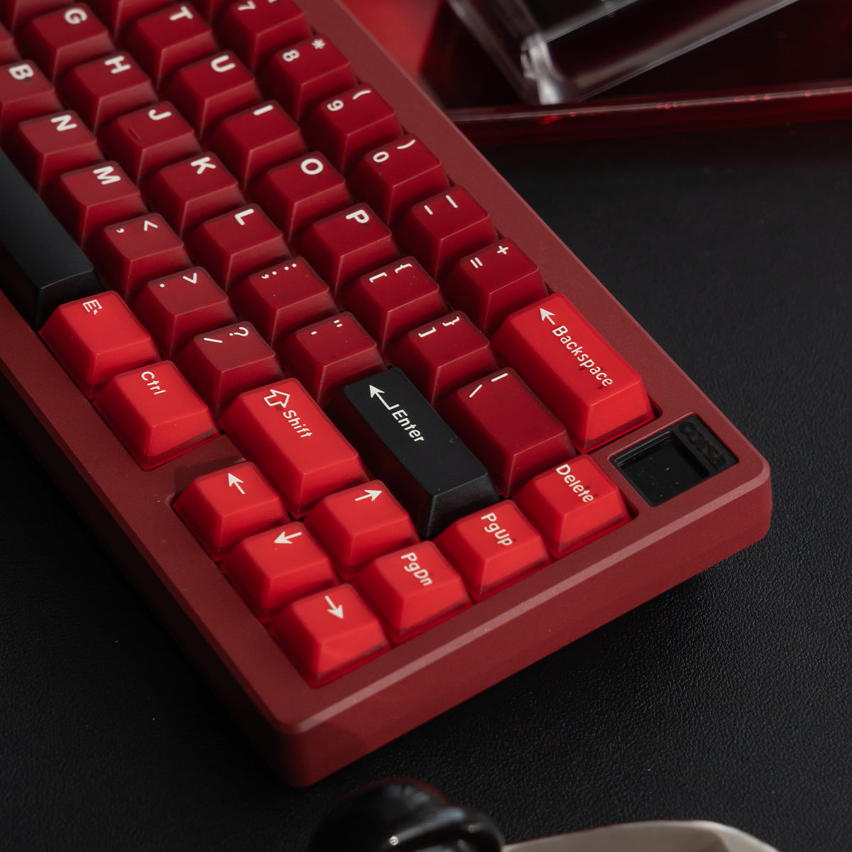 Red Bordeaux red poker personalized keycap mechanical keyboard semi transparent keycap PBT+PC two-color original factory height