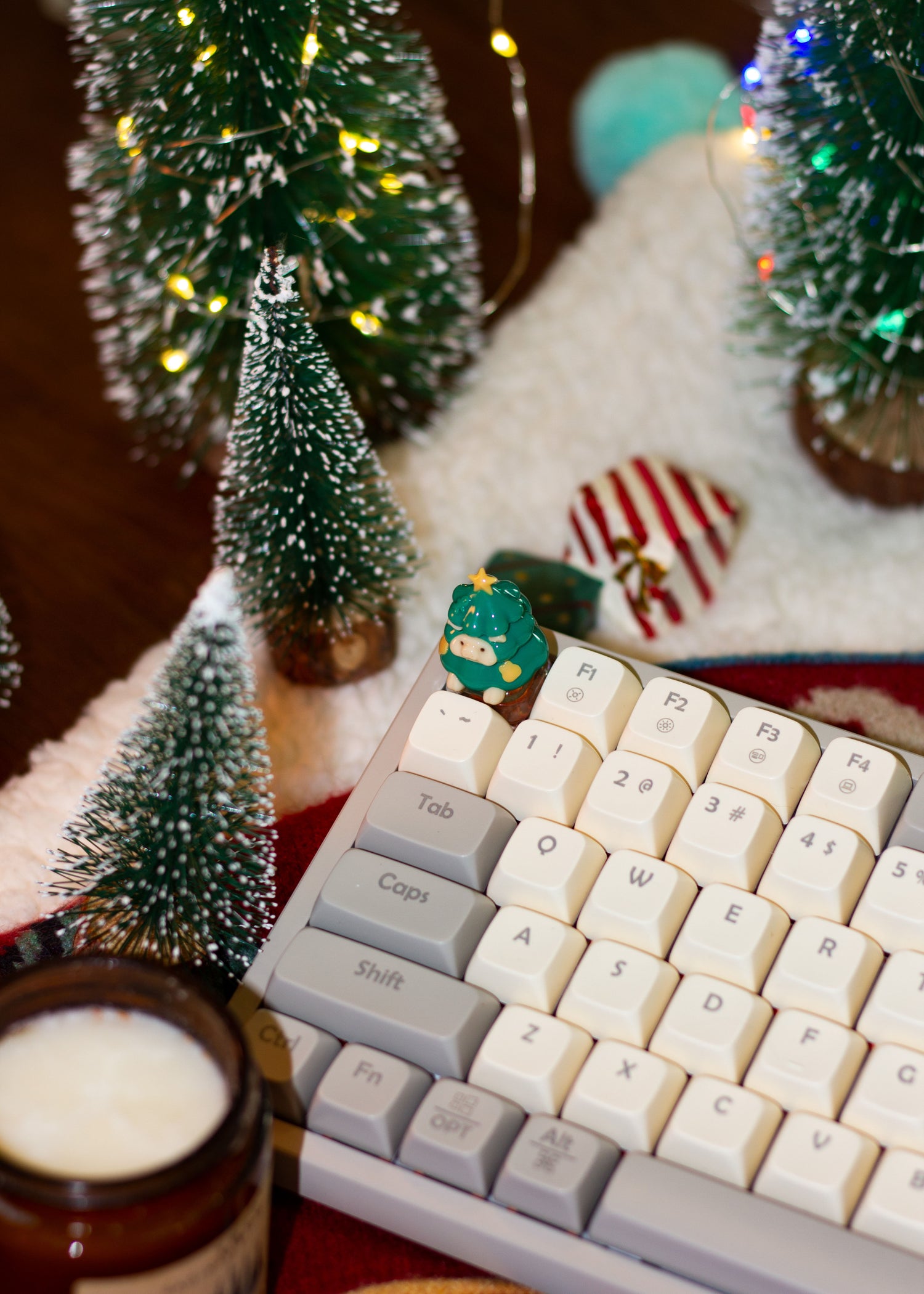Christmas Tree Piggy Personalized Keycaps Cartoon Resin Personalized Keycaps Soft Ceramic Keycaps, Mechanical Keyboard Decorative Keycaps