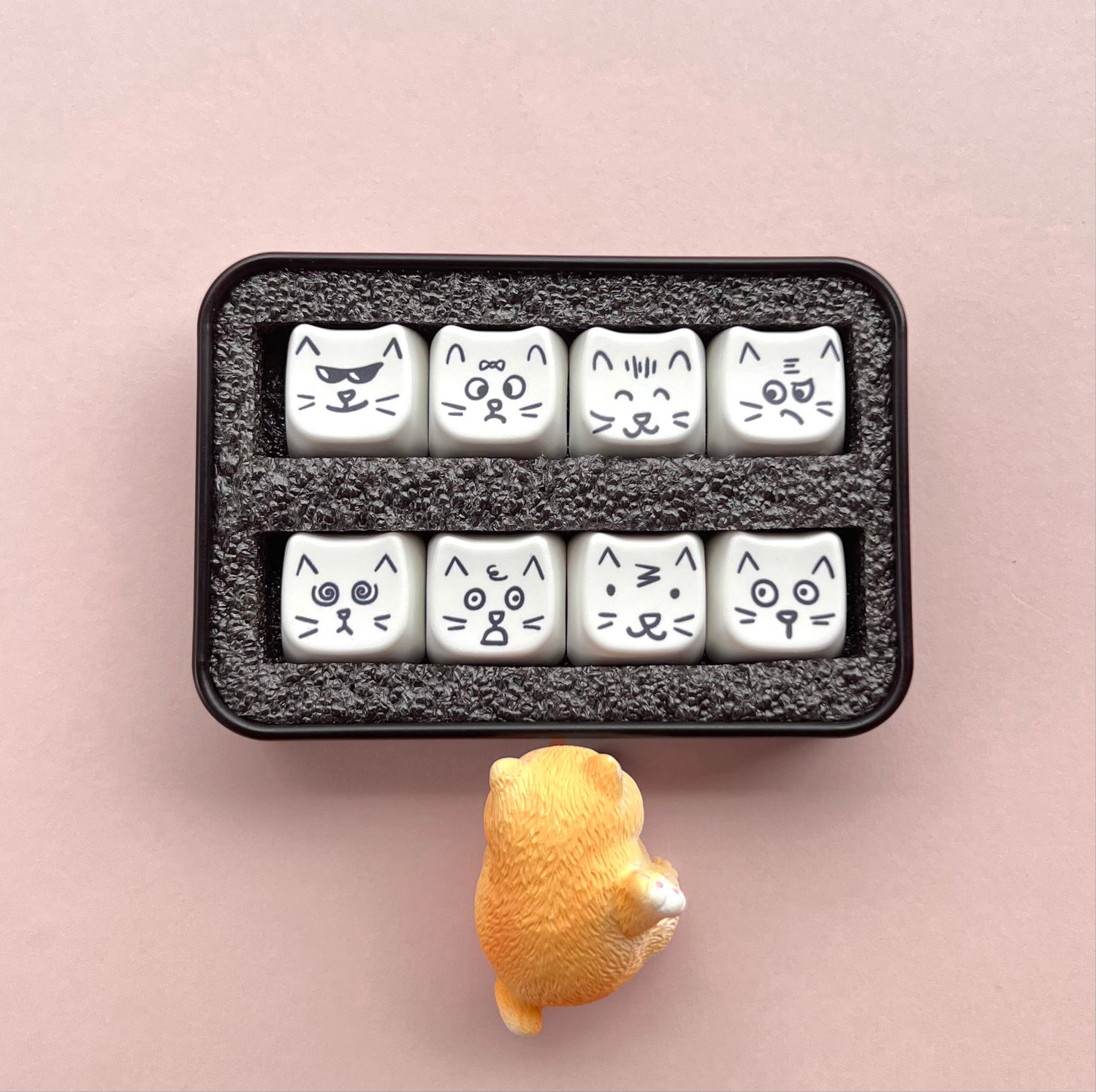 Cute cat 8-key emoji, heat sublimated PTB material, personalized keycap.
