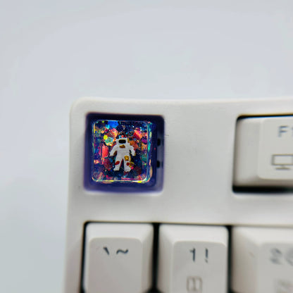 Drip glue colored astronaut, resin personalized keycaps, mechanical keyboard decorative keycaps