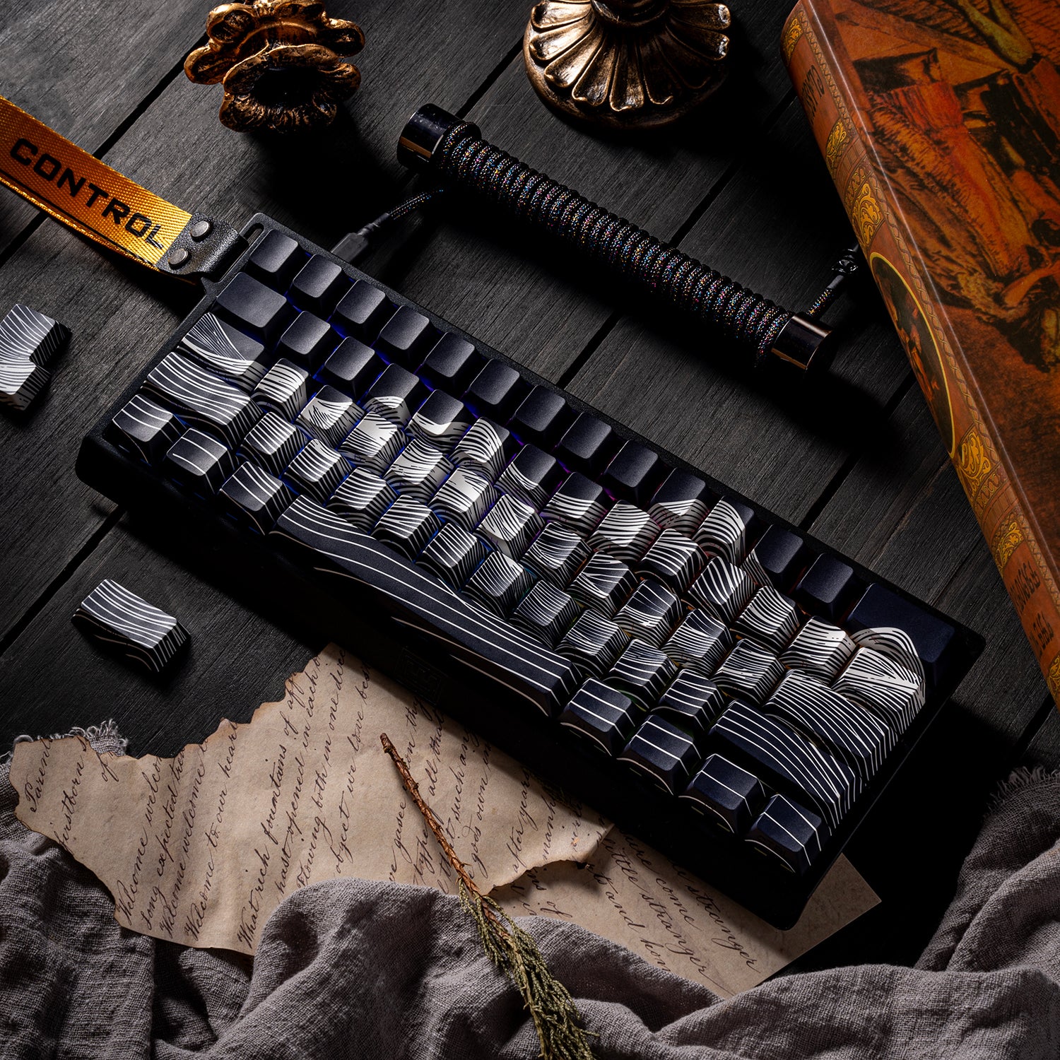 High mountain line keycaps, original factory height side engraved translucent keycaps, PBT side translucent personalized keycaps set