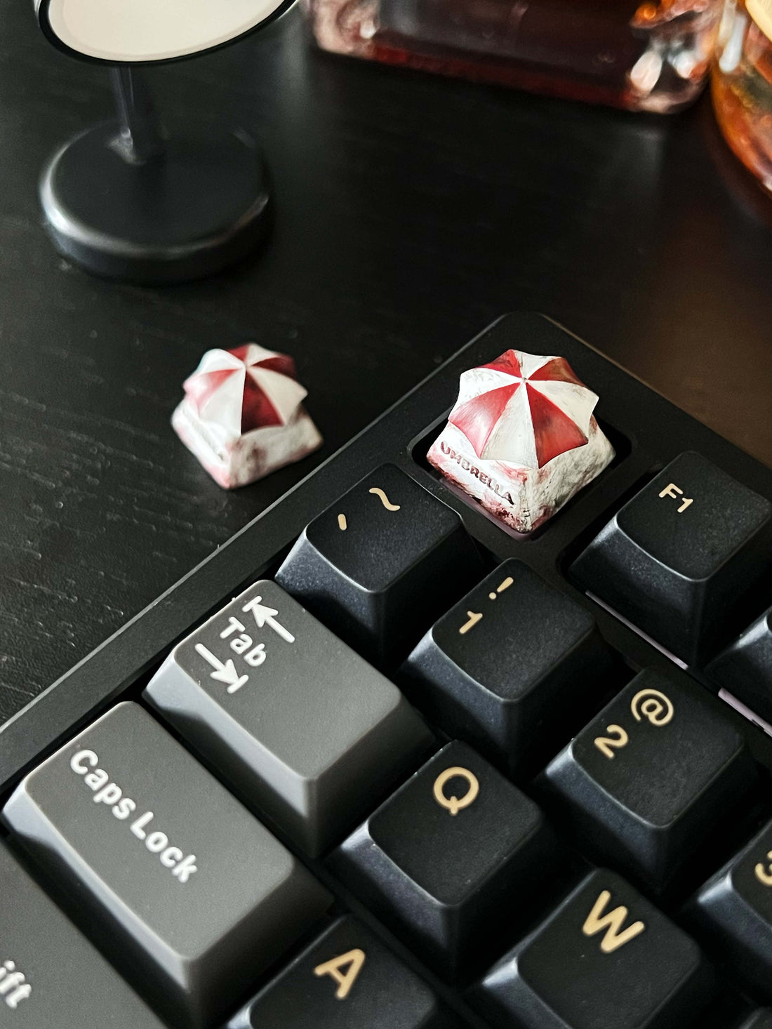 Biochemical crisis protection umbrella keycaps, personalized keycaps, three-dimensional creative rotating mechanical keycaps