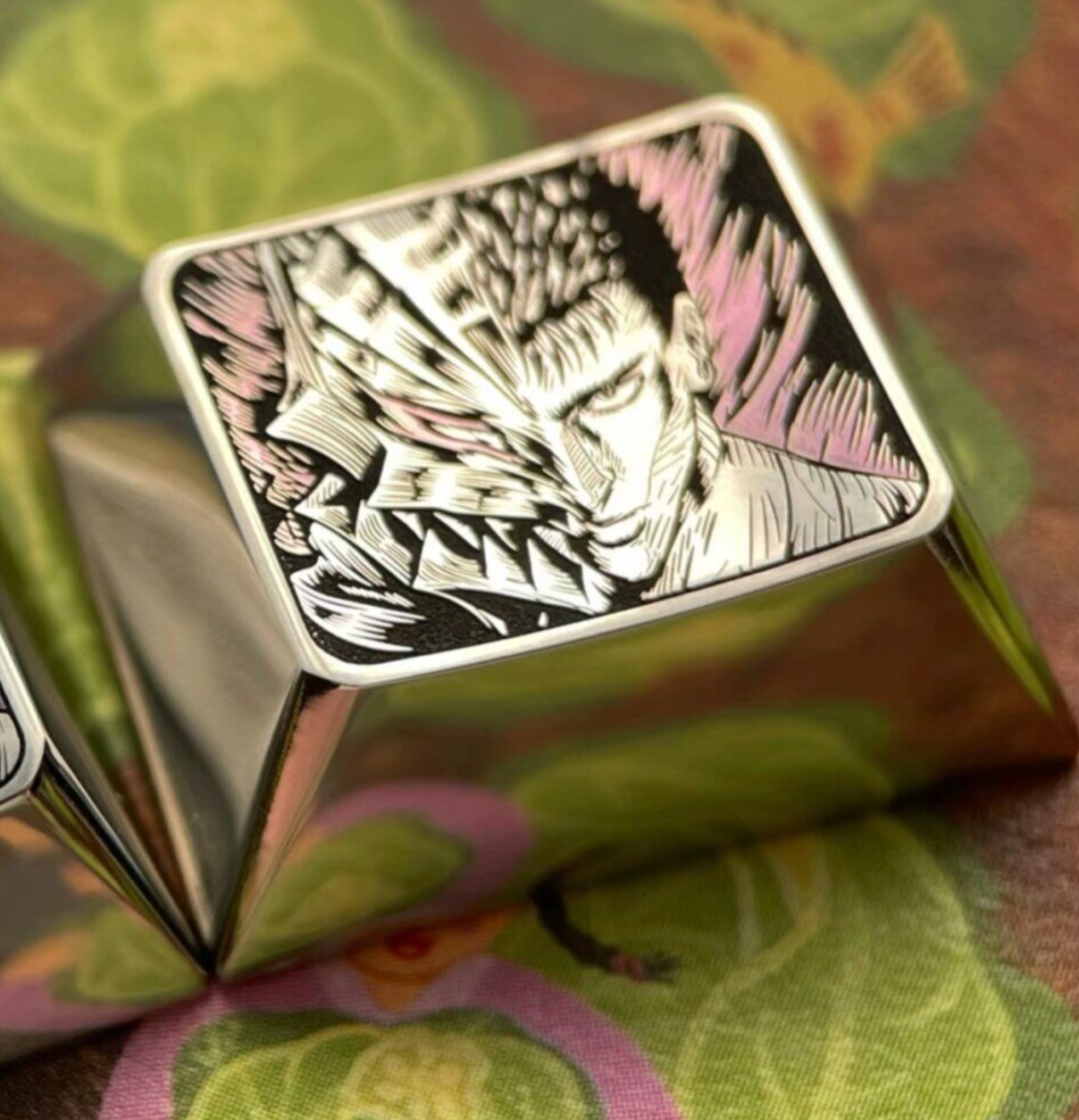 Berserk titanium alloy carved personalized keycaps, 1U/1.25U mechanical keyboard decorative keycaps.