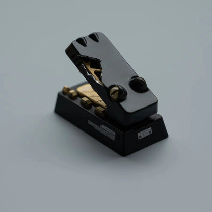 Mechanical style little crocodile.2U Backspace Key artisankeycaps， Mouth can be opened and closed, PBT material personalized keycaps, keyboard decorative keycaps
