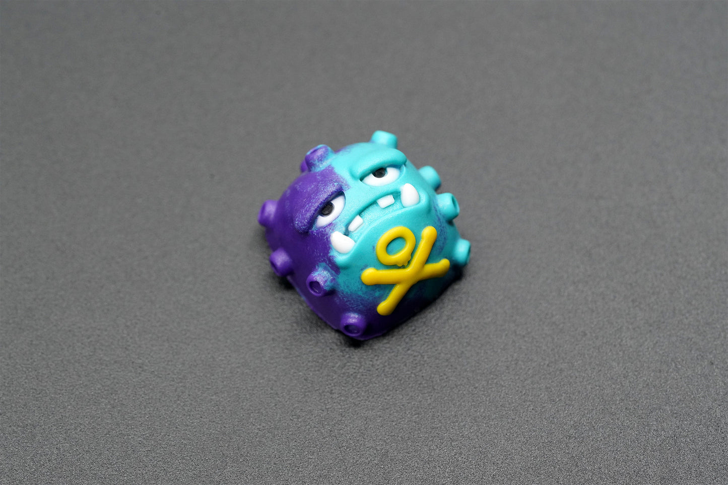 W025