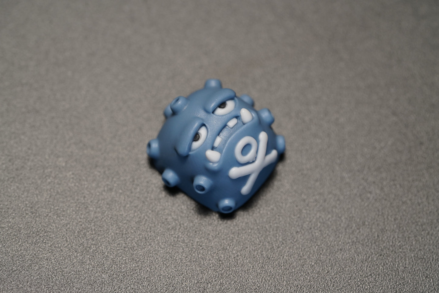 W009