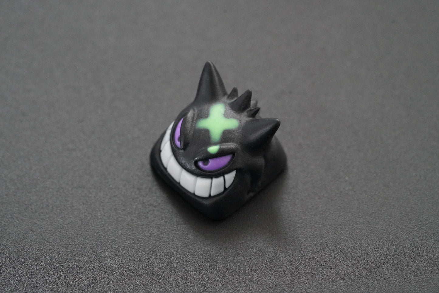 G001